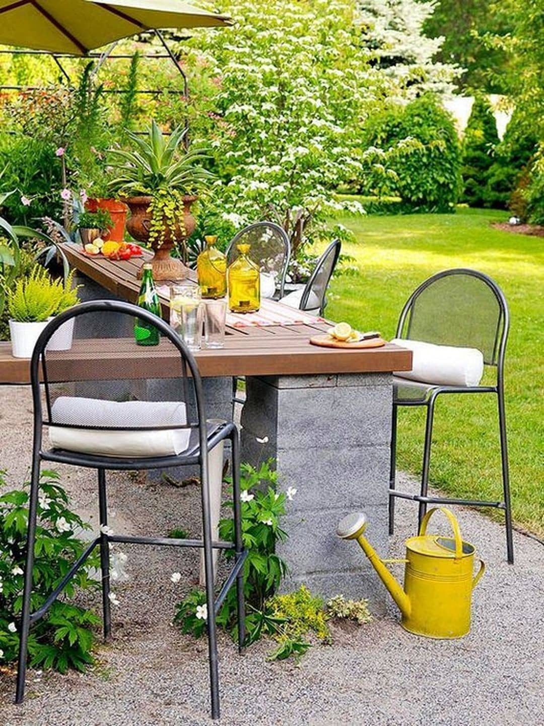 30 Brilliant “DIY Cinder Block” Ideas for Your Garden