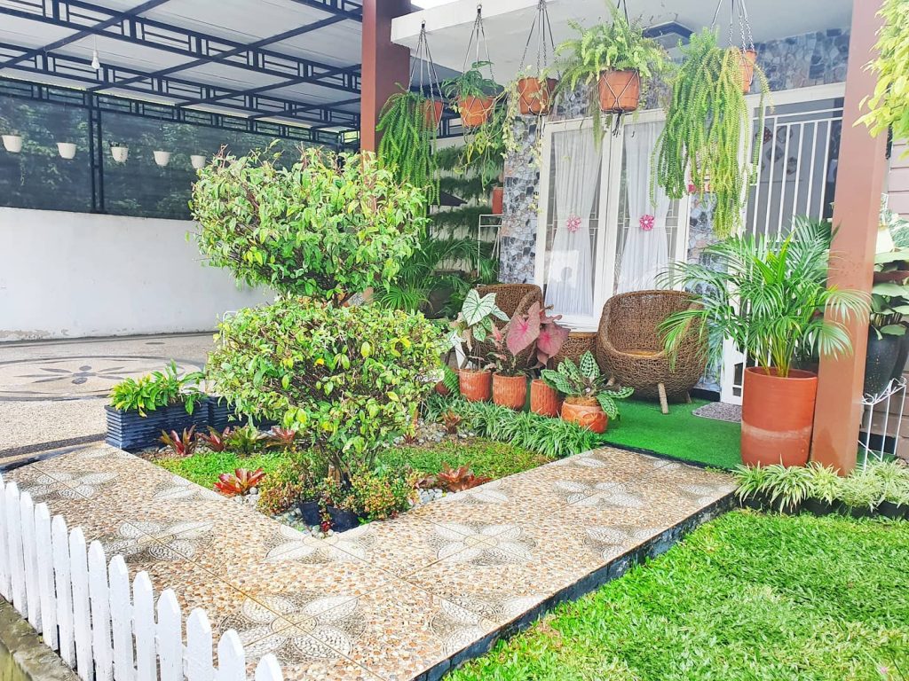 30 Small Front Yard Ideas to Make the Best of Your Outdoor Space