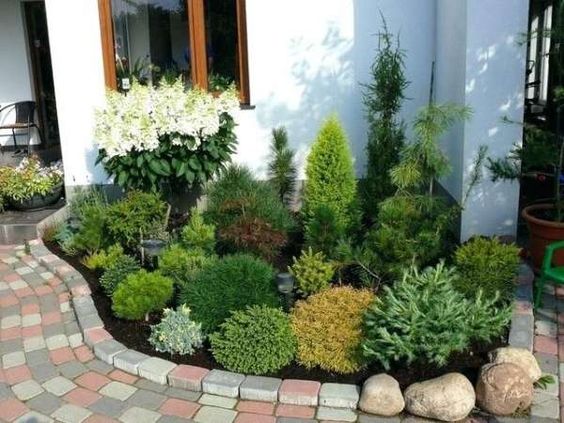30 Small Front Yard Ideas to Make the Best of Your Outdoor Space