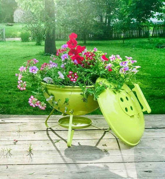 Revamp Your Front Yard With 25 Repurposed Creative Decorating Front Yard Ideas