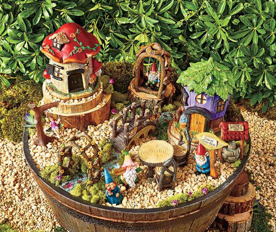 20 Endearing Miniature Fairy Haven Garden Ideas