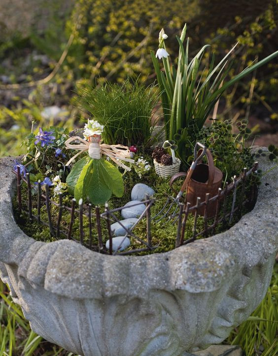 20 Endearing Miniature Fairy Haven Garden Ideas