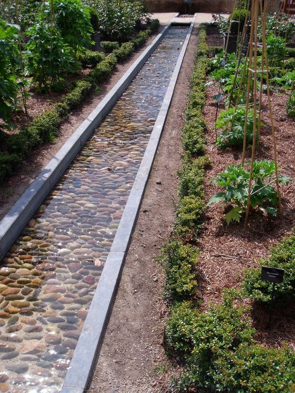 DIY Stone Decor That Will Make Your Garden Look Like a Pro