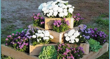 30 Brilliant Recycled Garden Projects That You Can Make Easily