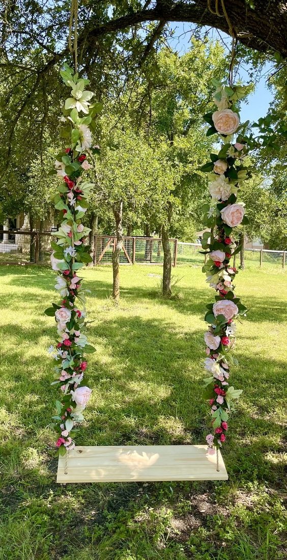 33 Flower-Styled Garden Decorations To Enchant Your Outdoors