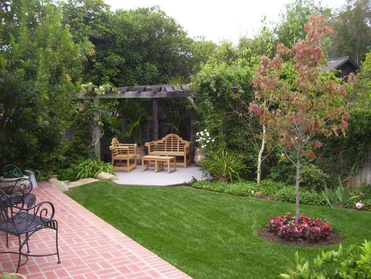 13+ Unique and Modern Minimalist Garden Ideas