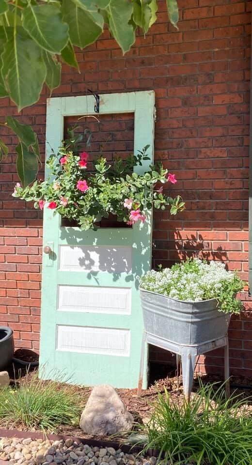23 Spring Garden Decoration Ideas