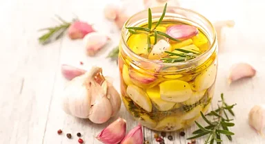 Sarımsak Yağı Neye İyi Gelir? Faydaları Nelerdir?